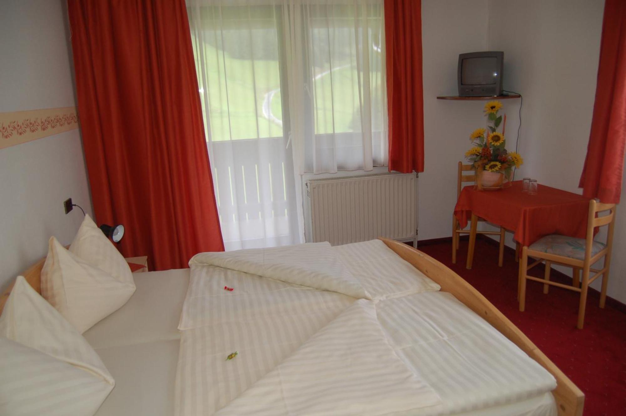 Alpenhotel Lanz Hohentauern Værelse billede